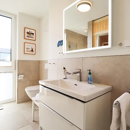 Beltblick 11 - Mit Unverbautem Meerblick & Dachterrasse! Fehmarn